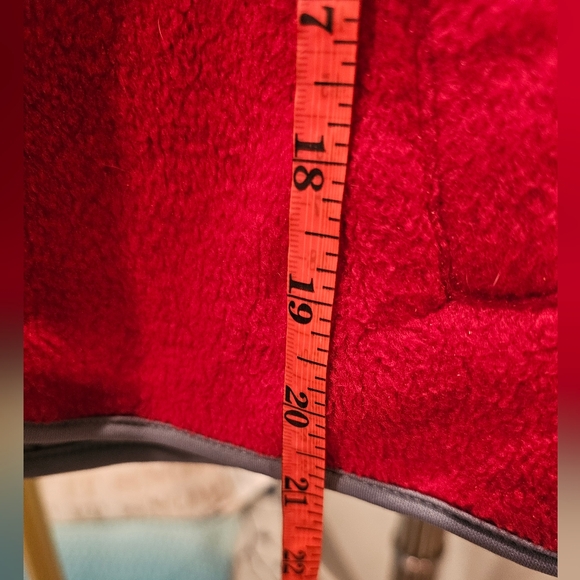 Vintage Unionbay Red Hooded Fleece Vest with Gray Trim - Picture 7 of 7